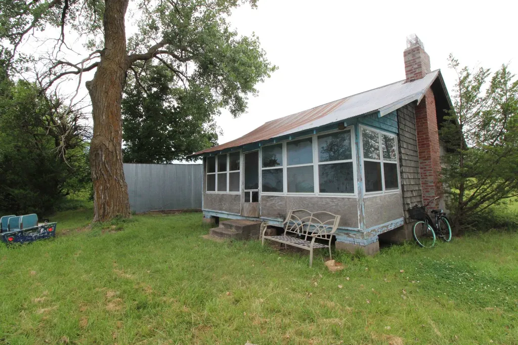 2503 SE Sunflower Road El Dorado KS 67042