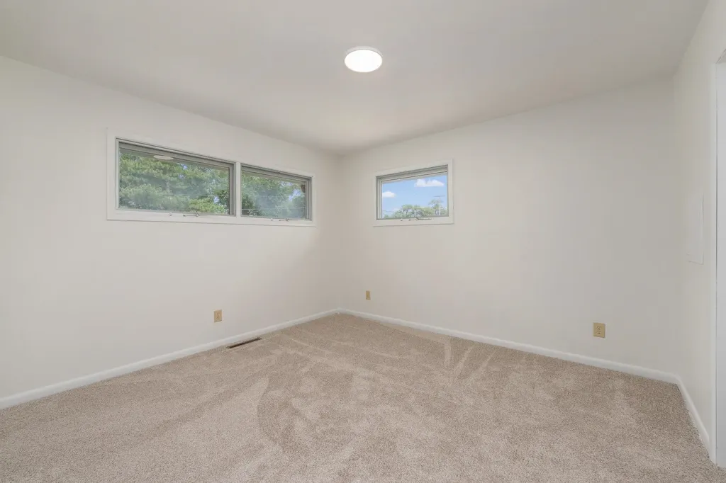 409 N Woodlawn Wellington KS 67152