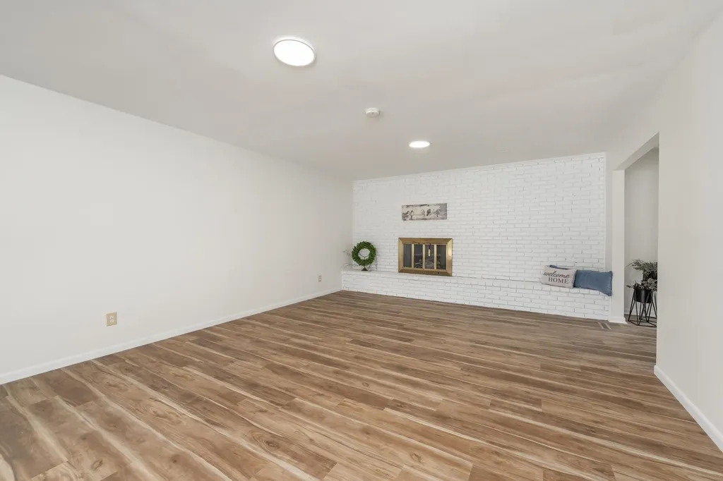409 N Woodlawn Wellington KS 67152