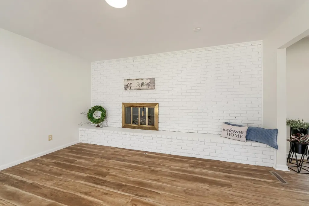 409 N Woodlawn Wellington KS 67152