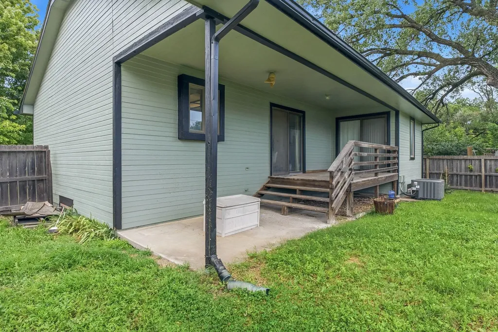 3001 W Savannah Wichita KS 67217