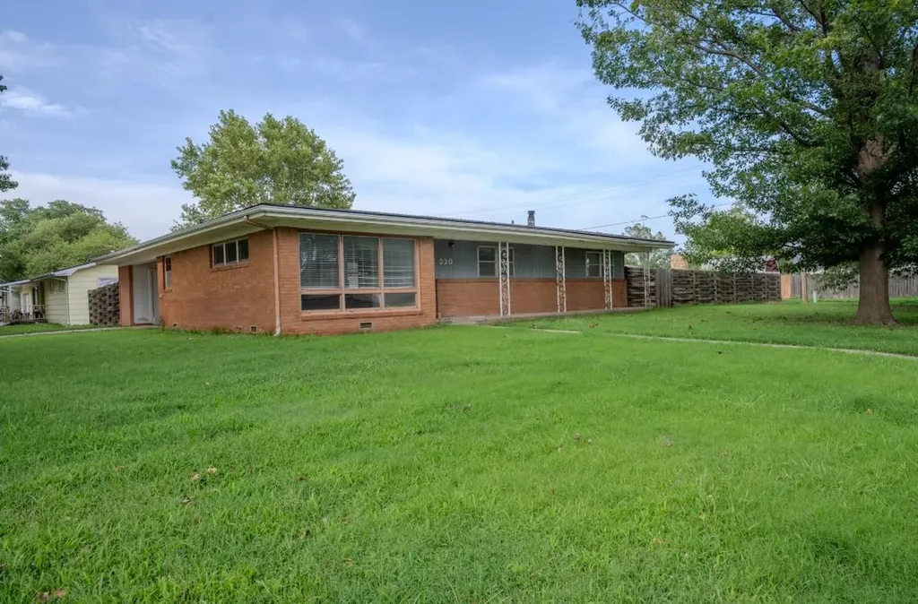 320 W College Avenue Harper KS 67058
