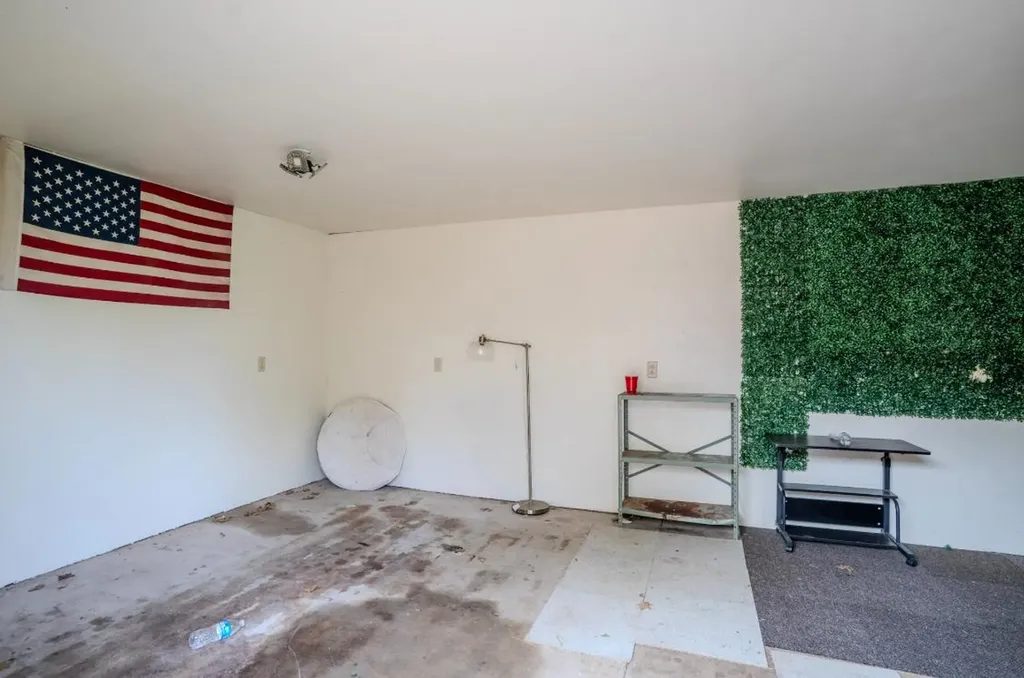 320 W College Avenue Harper KS 67058