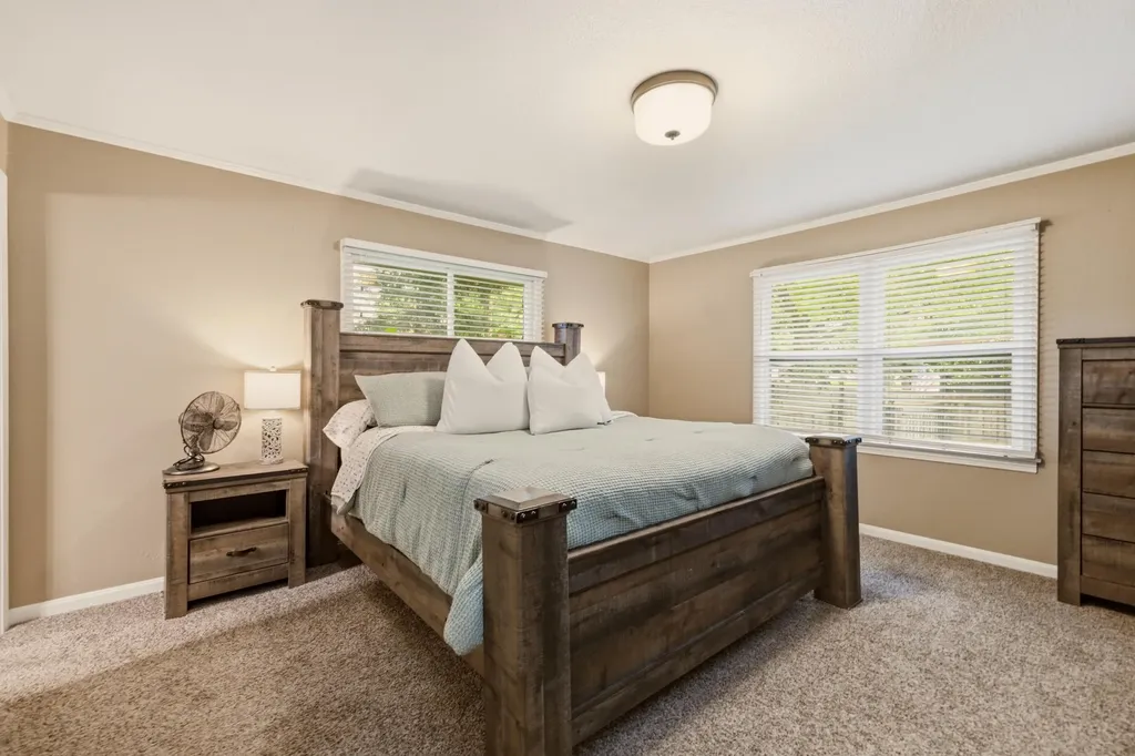 9 W Rolling Hills Drive Wichita KS 67212