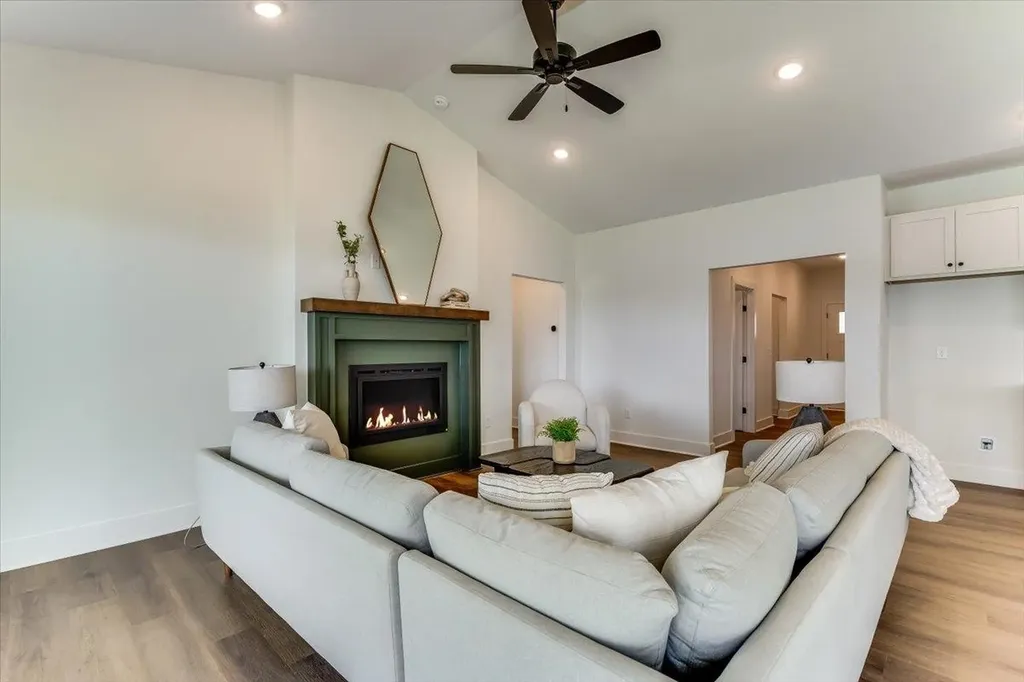 5570 Wandering Way Maize KS 67101