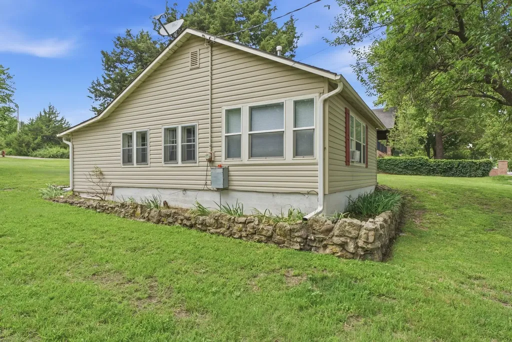 6 Jerome Marion KS 66861