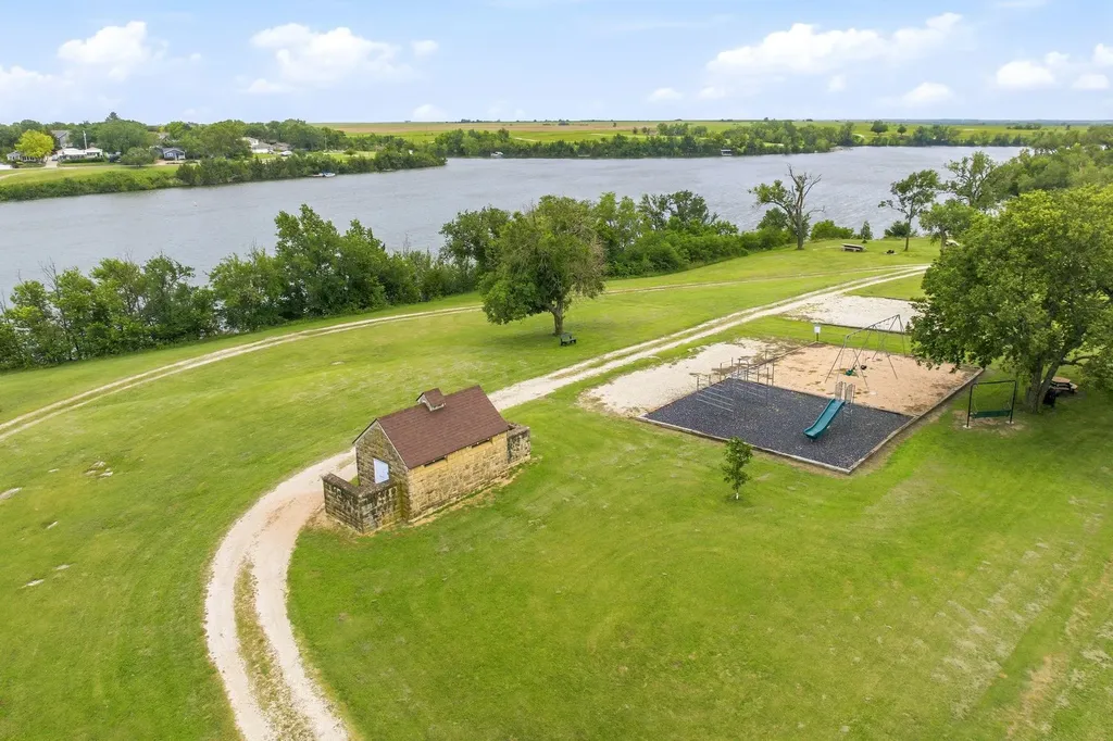 6 Jerome Marion KS 66861