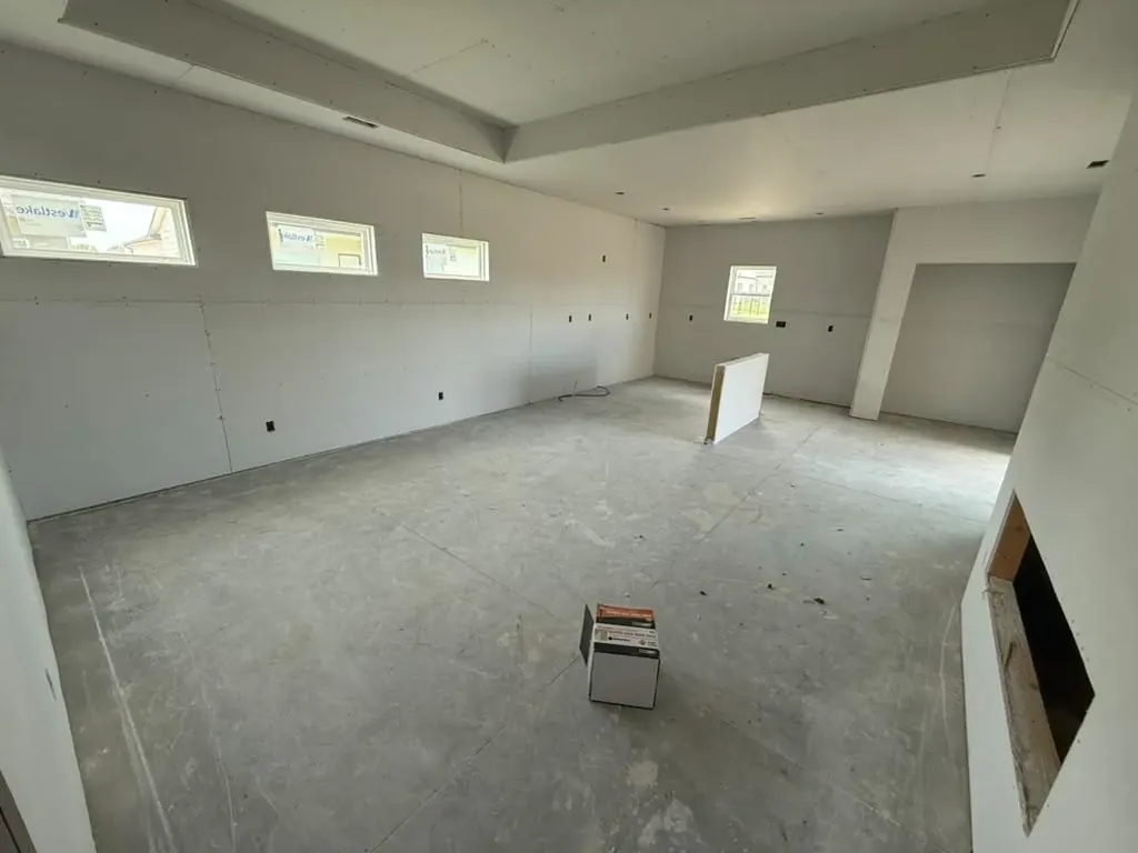 8956 E Joshua Street Bel Aire KS 67226