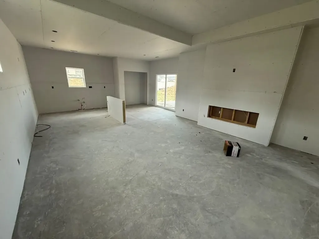 8956 E Joshua Street Bel Aire KS 67226
