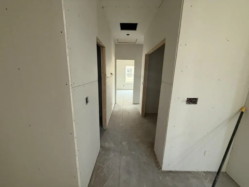 8962 E Joshua Street Bel Aire KS 67226