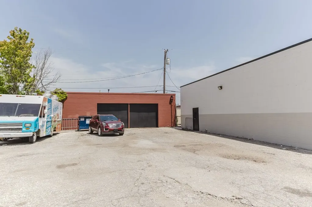 130 N Washington Wichita KS 67202