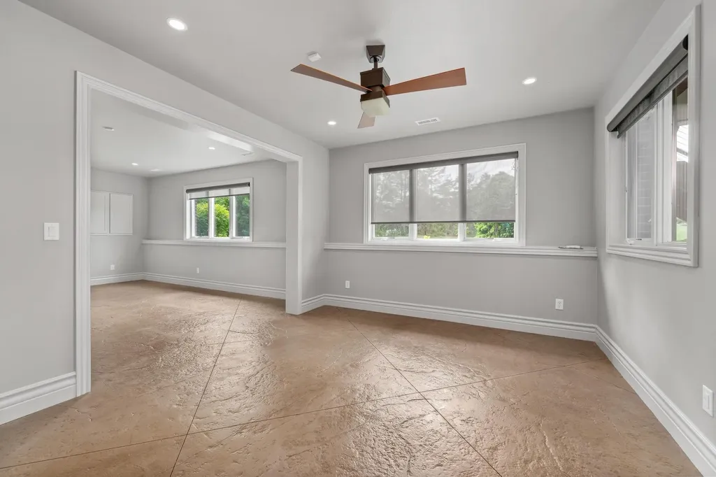 10817 E Glengate Circle Wichita KS 67206