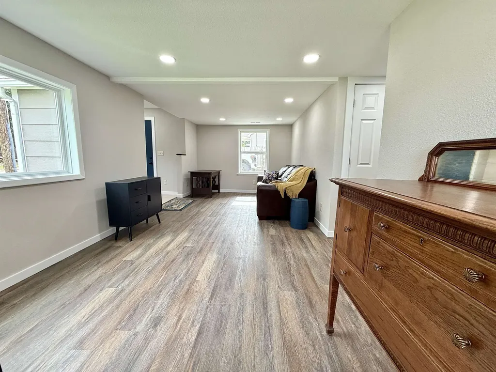 413 E 14th Augusta KS 67010