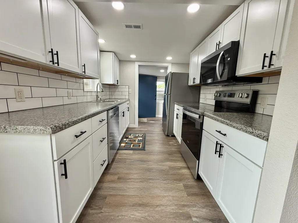 413 E 14th Augusta KS 67010