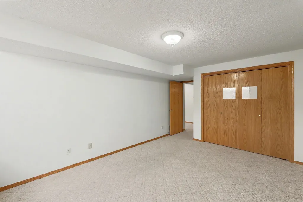1920 S Leeanne Lane Wichita KS 67207