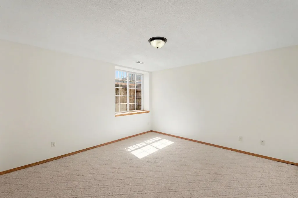 1920 S Leeanne Lane Wichita KS 67207