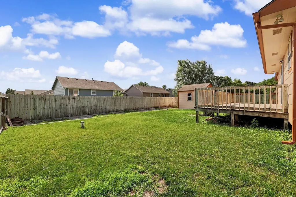 1920 S Leeanne Lane Wichita KS 67207