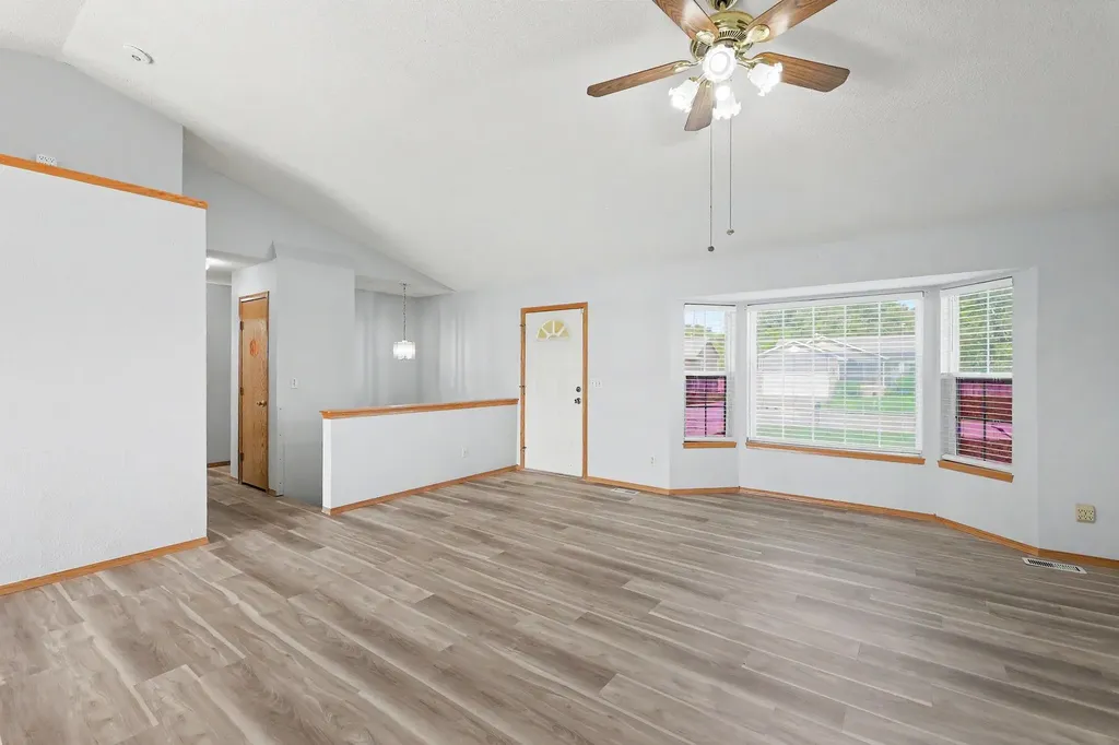 1920 S Leeanne Lane Wichita KS 67207