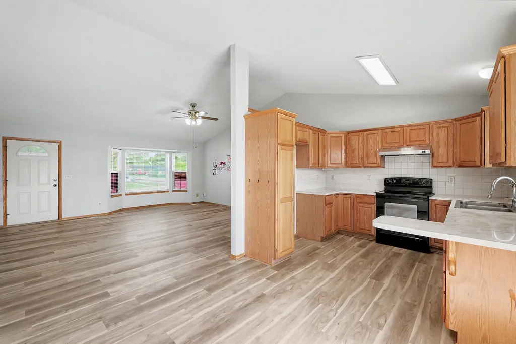 1920 S Leeanne Lane Wichita KS 67207