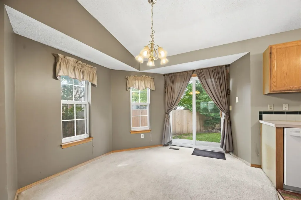 1831 Denise Marie Wichita KS 67212
