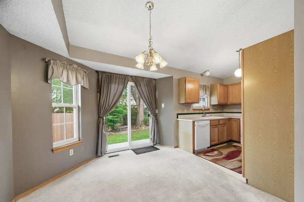 1831 Denise Marie Wichita KS 67212