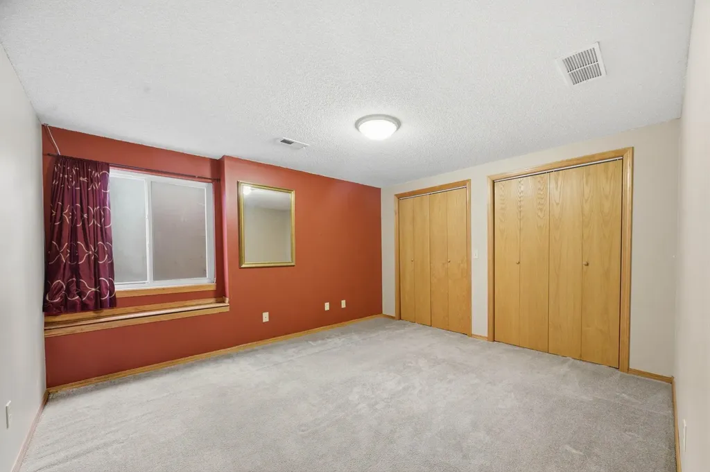 1831 Denise Marie Wichita KS 67212