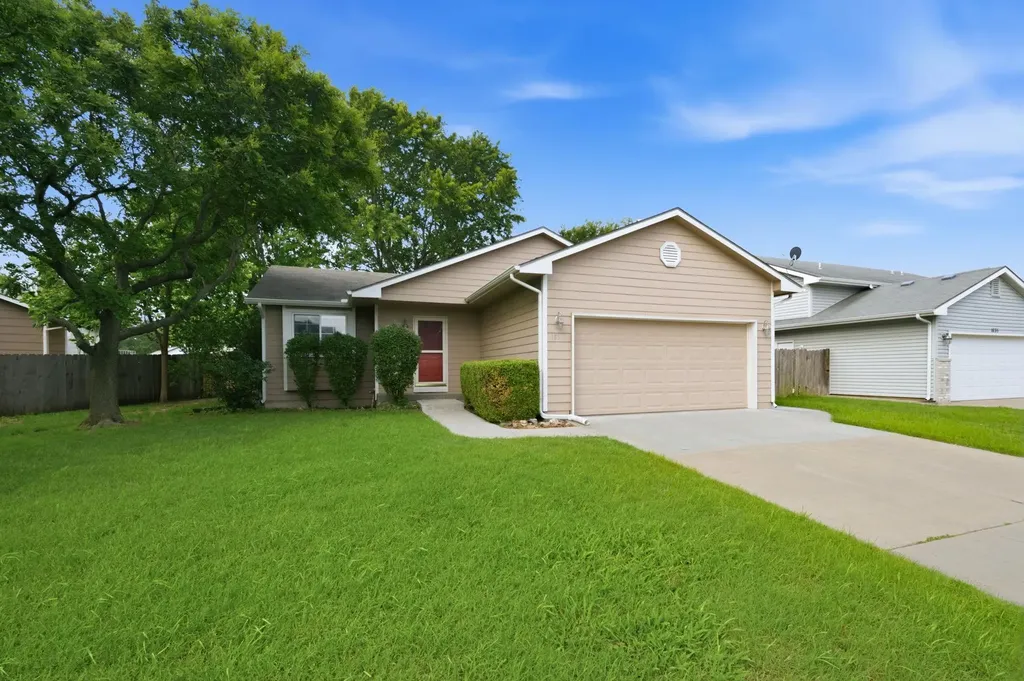 1831 Denise Marie Wichita KS 67212