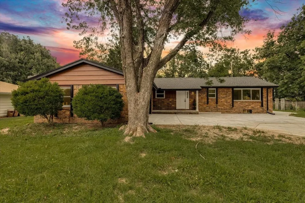 550 N Parallel Drive Andover KS 67002