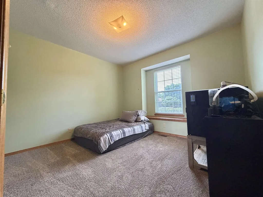 10413 W University Court Wichita KS 67209