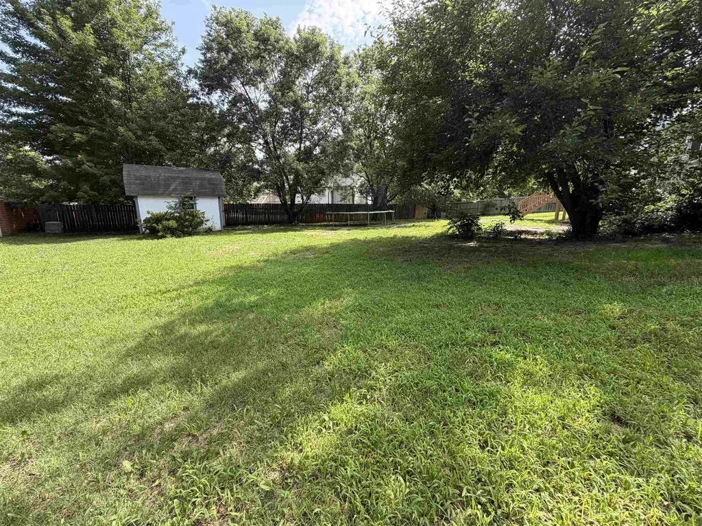 10413 W University Court Wichita KS 67209