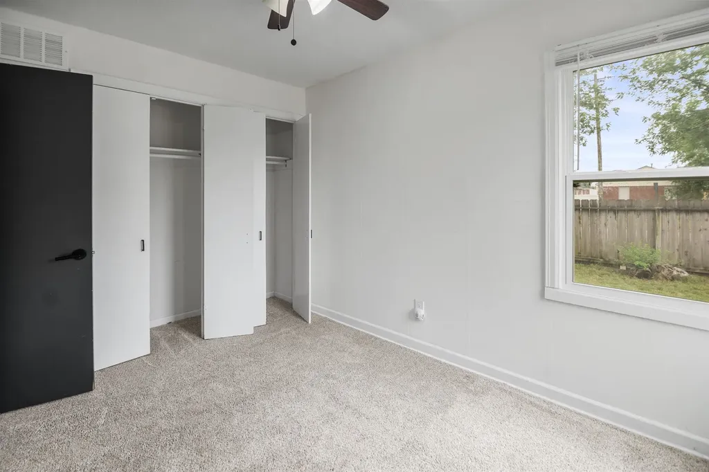 2739 S Rose Marie Court Wichita KS 67216