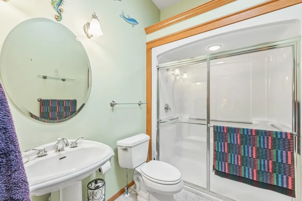 1252 N Hickory Creek Court Wichita KS 67235