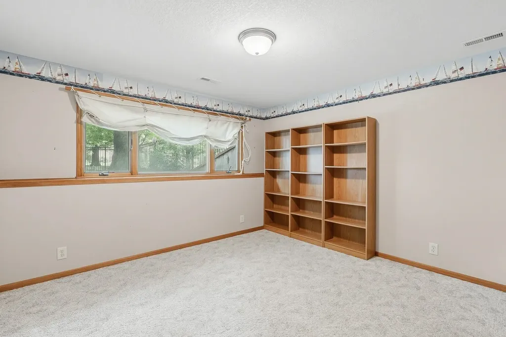 1252 N Hickory Creek Court Wichita KS 67235