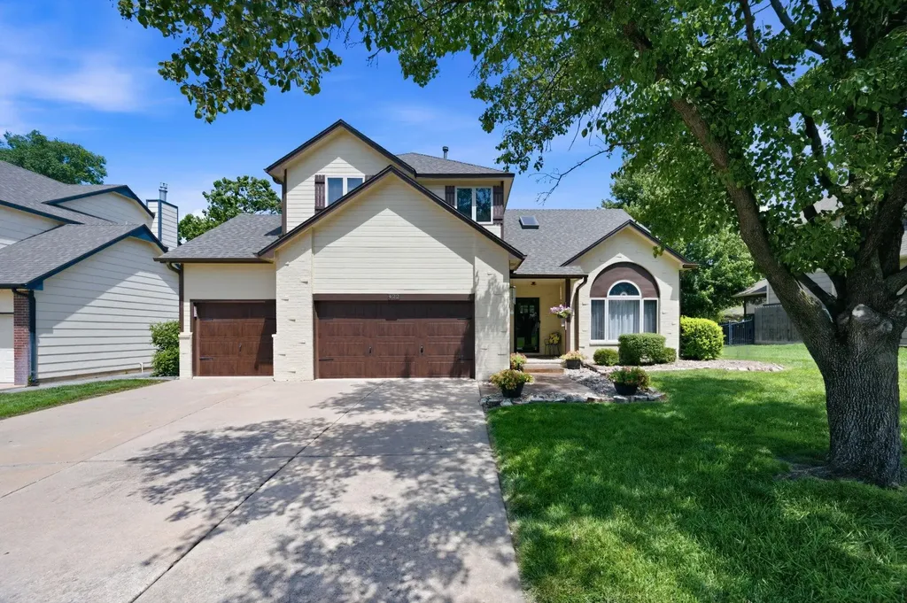 422 N Jaax Court Wichita KS 67235