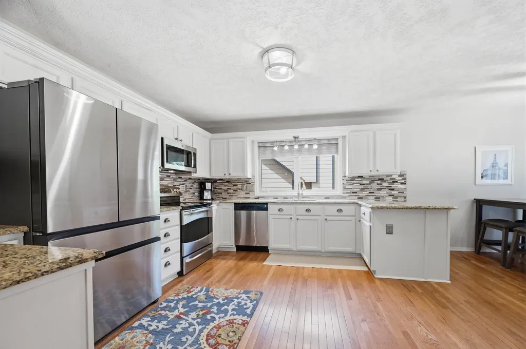 422 N Jaax Court Wichita KS 67235