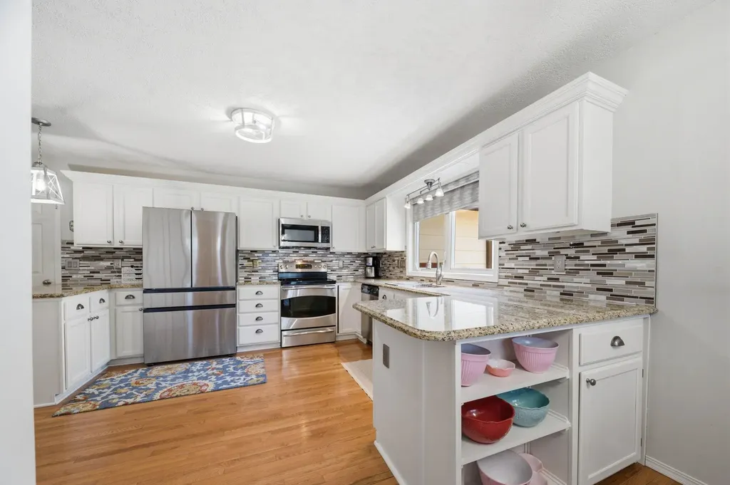 422 N Jaax Court Wichita KS 67235