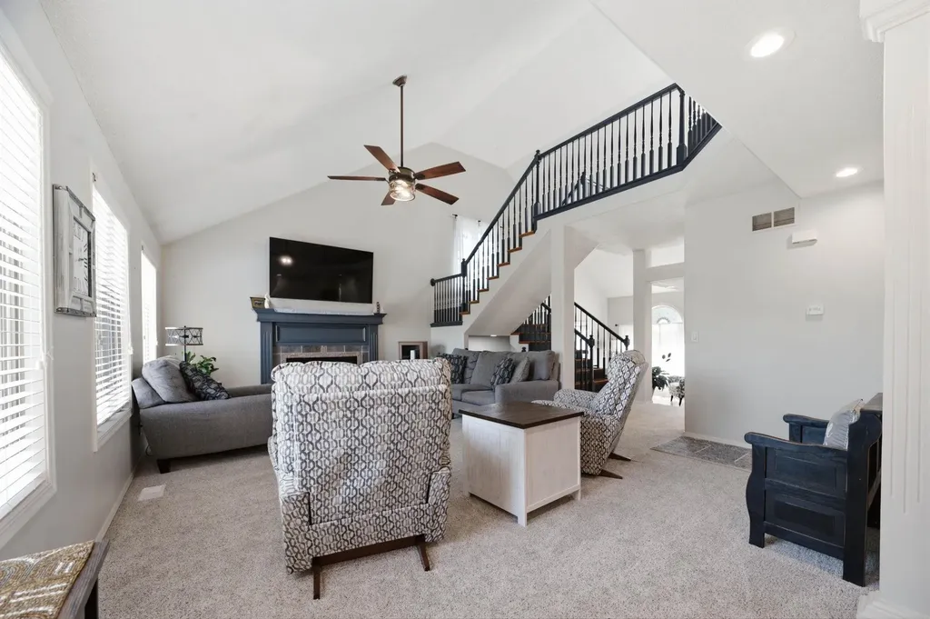 422 N Jaax Court Wichita KS 67235