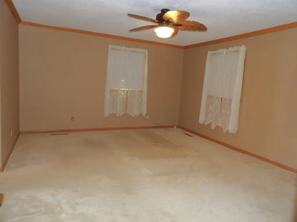 1501 Lotus Wichita KS 67213
