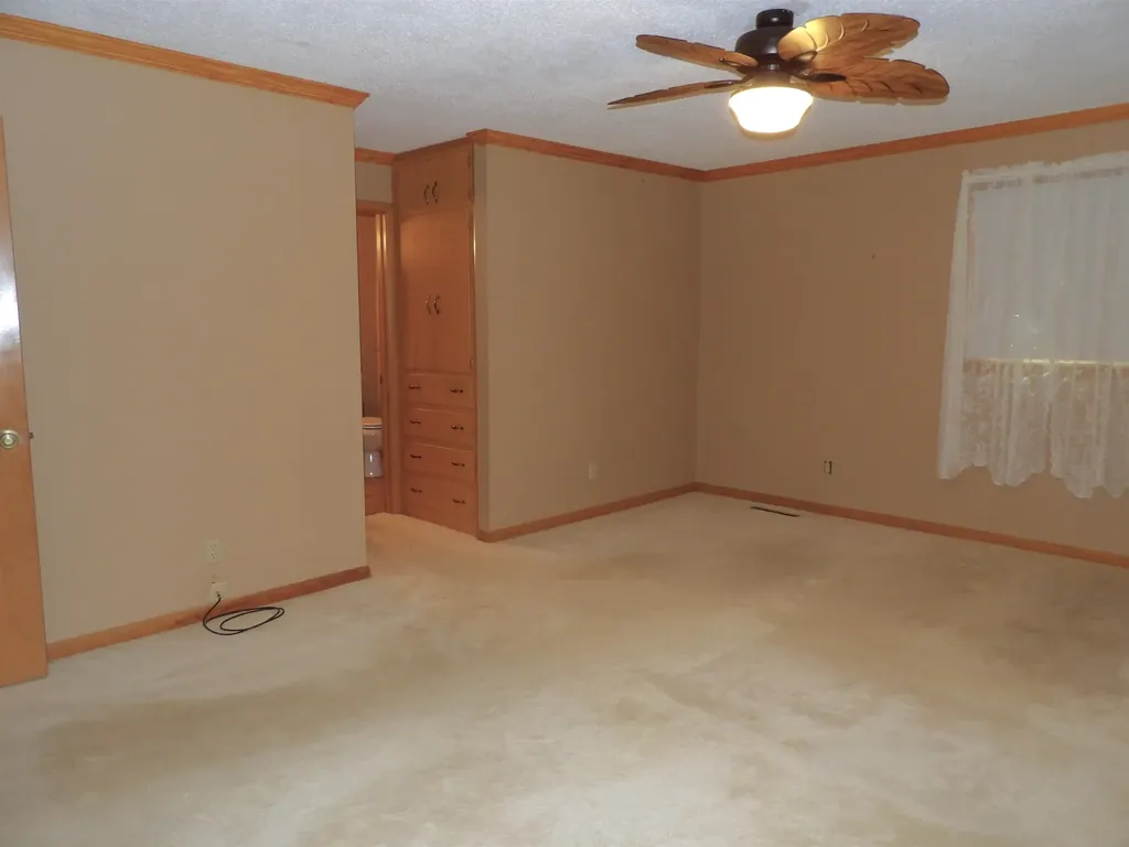 1501 Lotus Wichita KS 67213