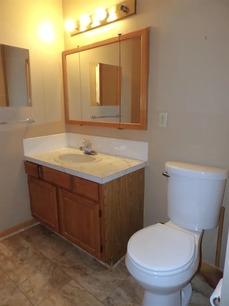 1501 Lotus Wichita KS 67213