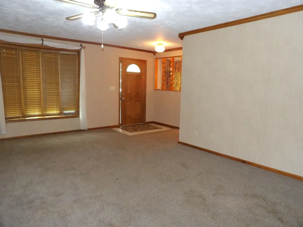 1501 Lotus Wichita KS 67213