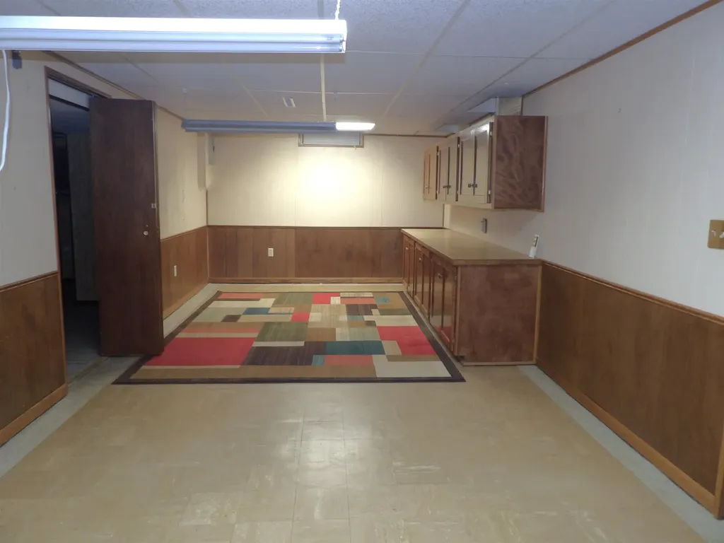 1501 Lotus Wichita KS 67213