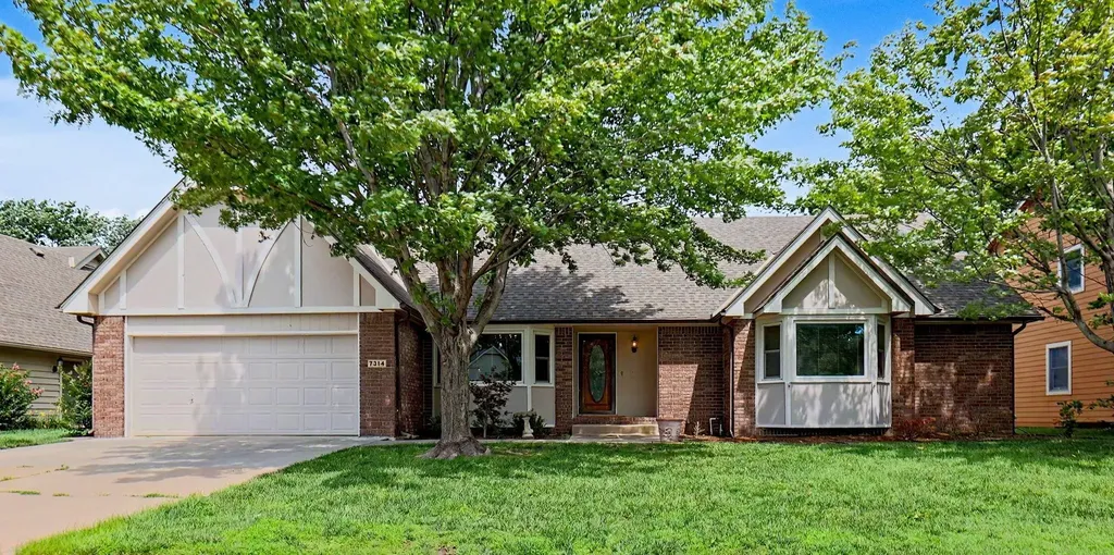 7314 E 26th Street N Wichita KS 67226