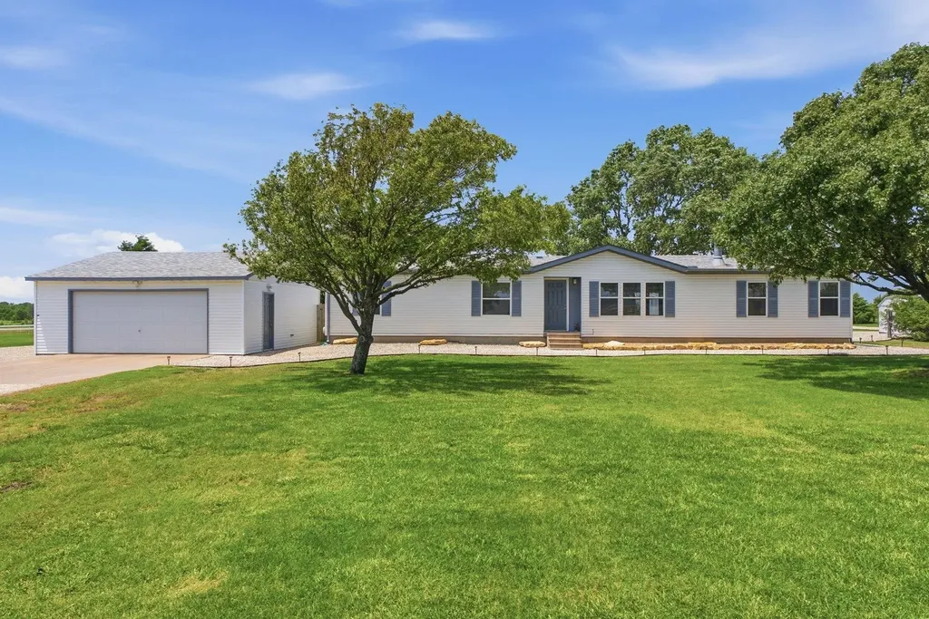 10911 SE Pawnee Road Leon KS 67074