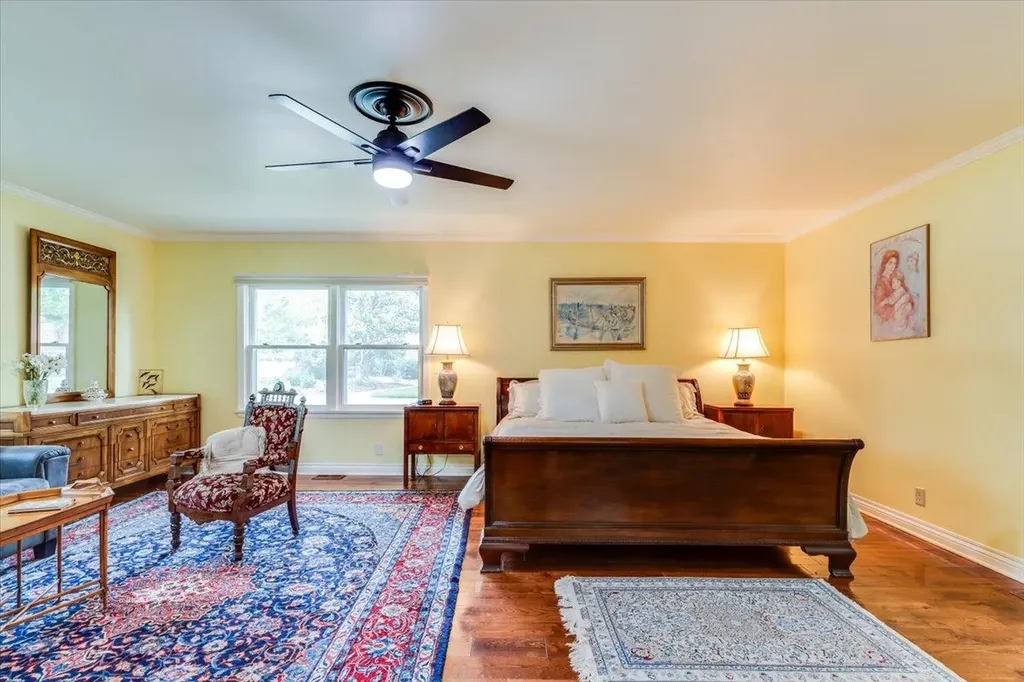 122 S Ridgecrest Wichita KS 67218
