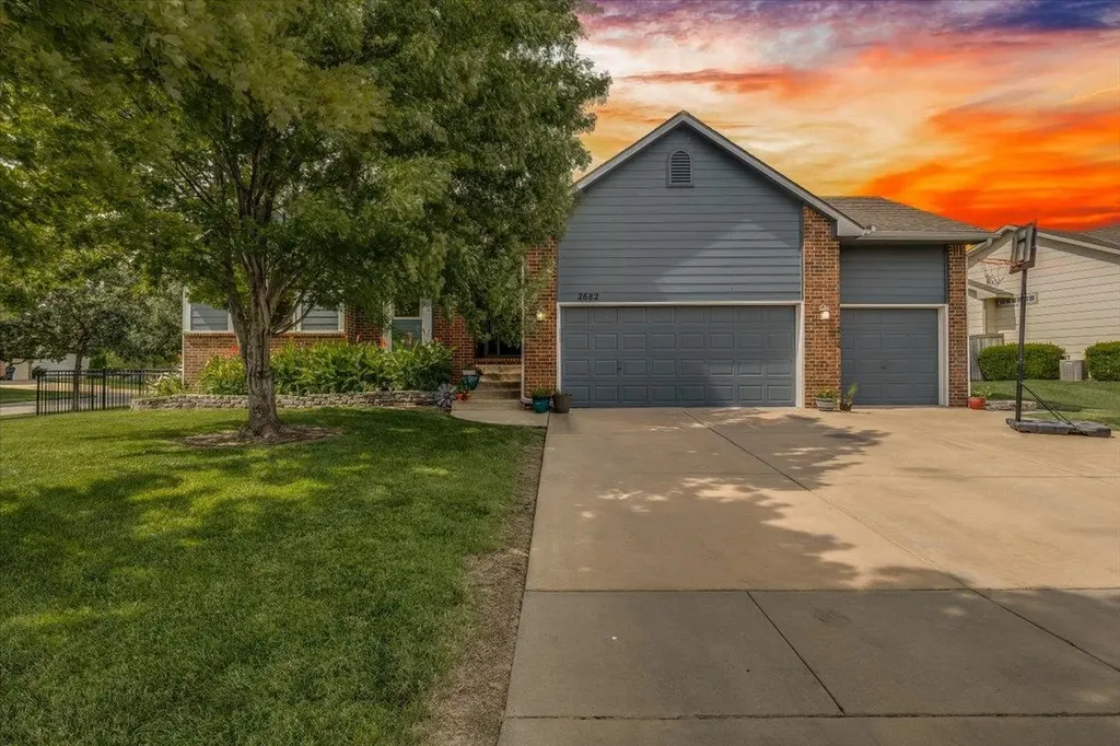 2682 N Shefford Court Wichita KS 67205