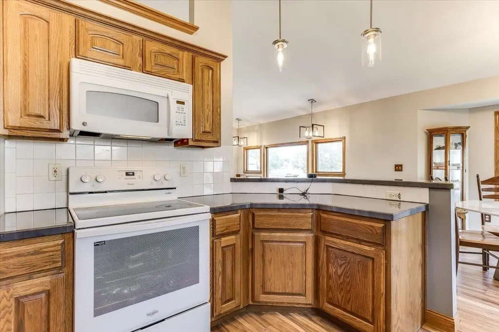 2682 N Shefford Court Wichita KS 67205