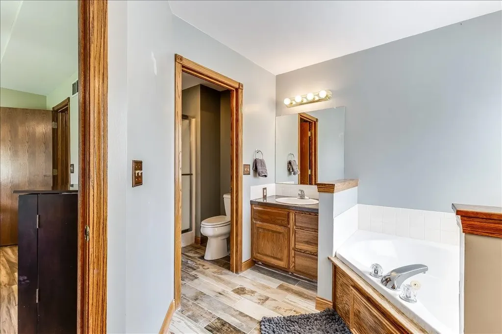 2682 N Shefford Court Wichita KS 67205