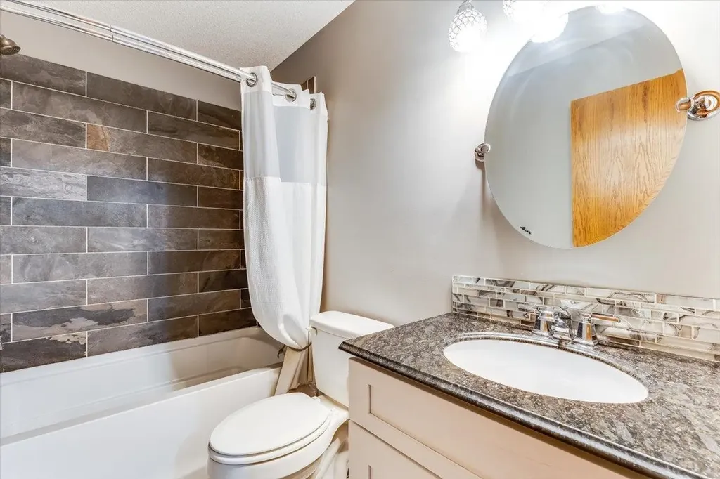 2682 N Shefford Court Wichita KS 67205