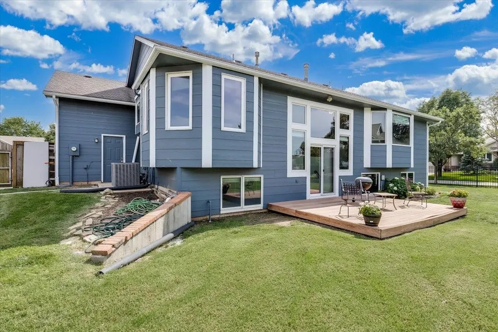 2682 N Shefford Court Wichita KS 67205